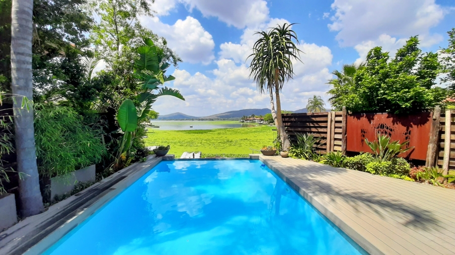 5 Bedroom Property for Sale in Pecanwood Estate North West